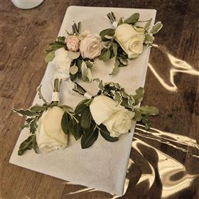 fwthumbButtonholes & Corsage.jpg